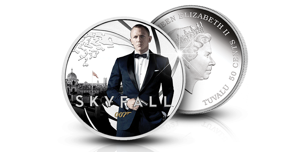 Daniel Craig ja Skyfall virallisessa James Bond -hopearahassa