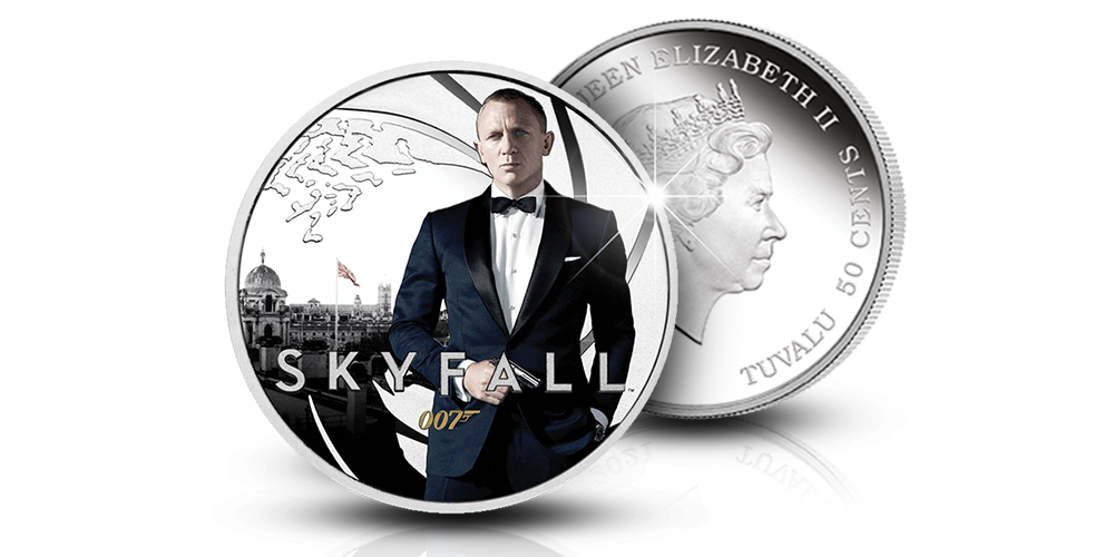 Daniel Craig ja Skyfall virallisessa James Bond -hopearahassa Daniel Craig ja Skyfall virallisessa James Bond -hopearahassa